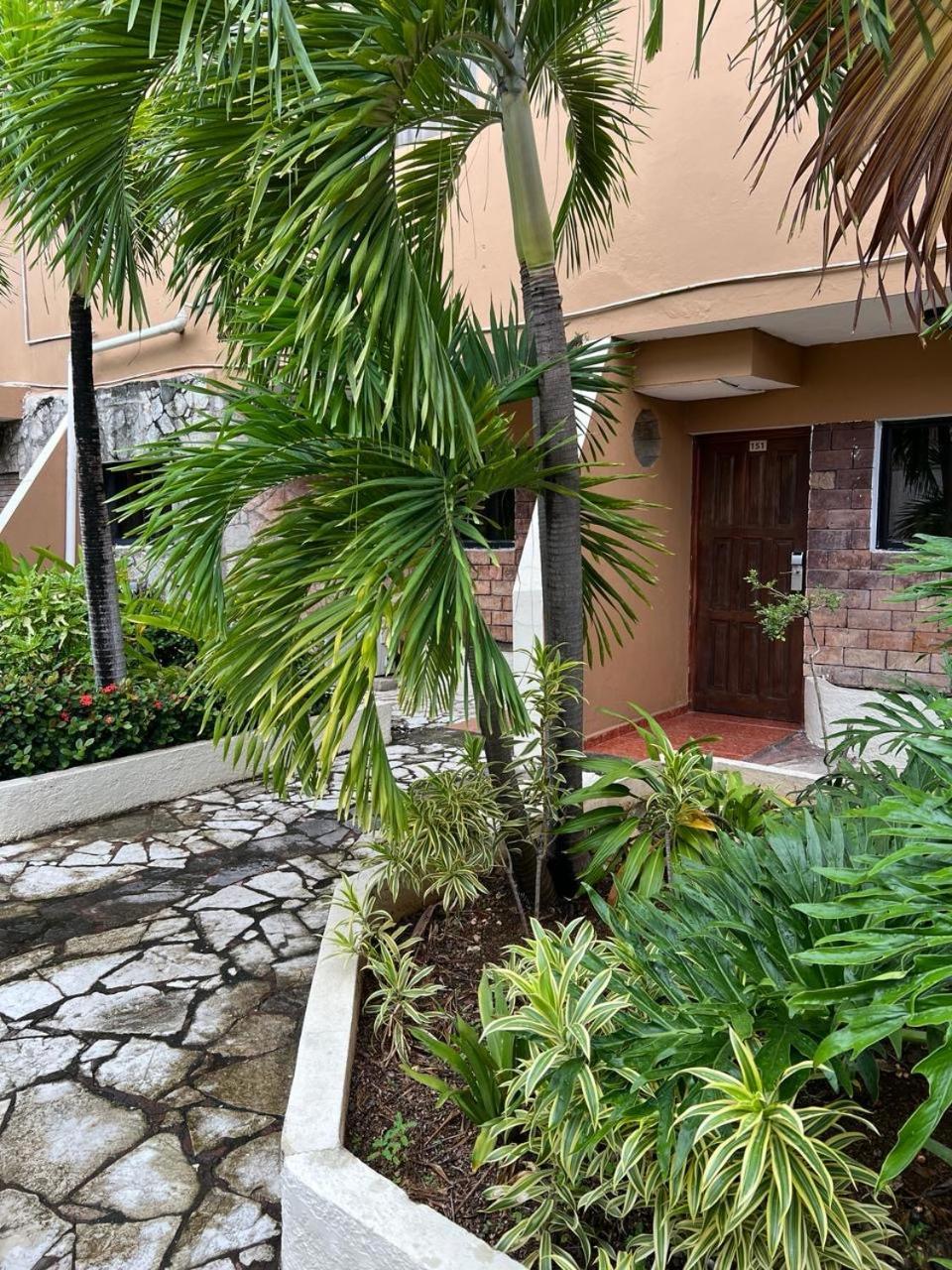Hotel Tropicana Santo Domingo La Viva Exterior photo