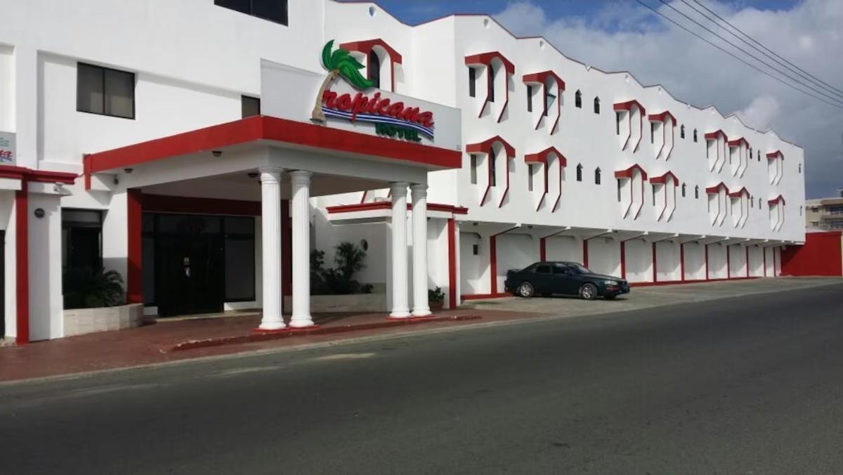 Hotel Tropicana Santo Domingo La Viva Exterior photo