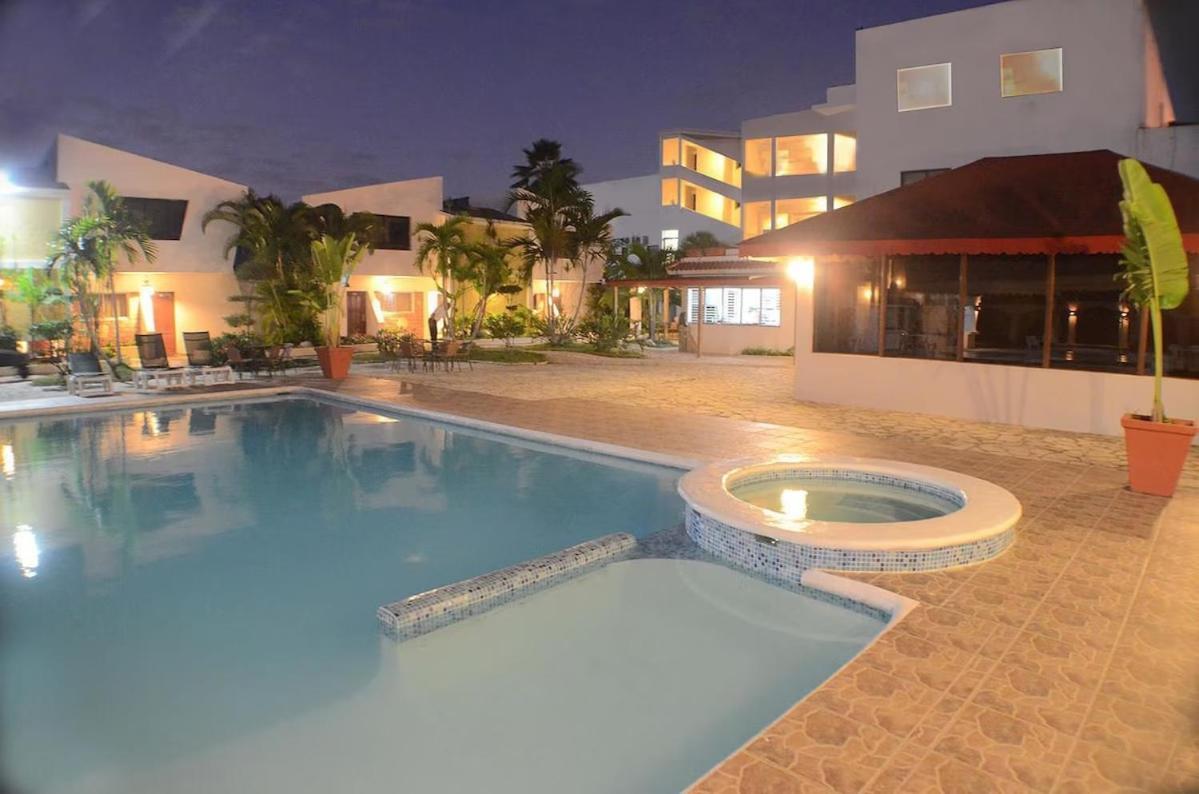 Hotel Tropicana Santo Domingo La Viva Exterior photo